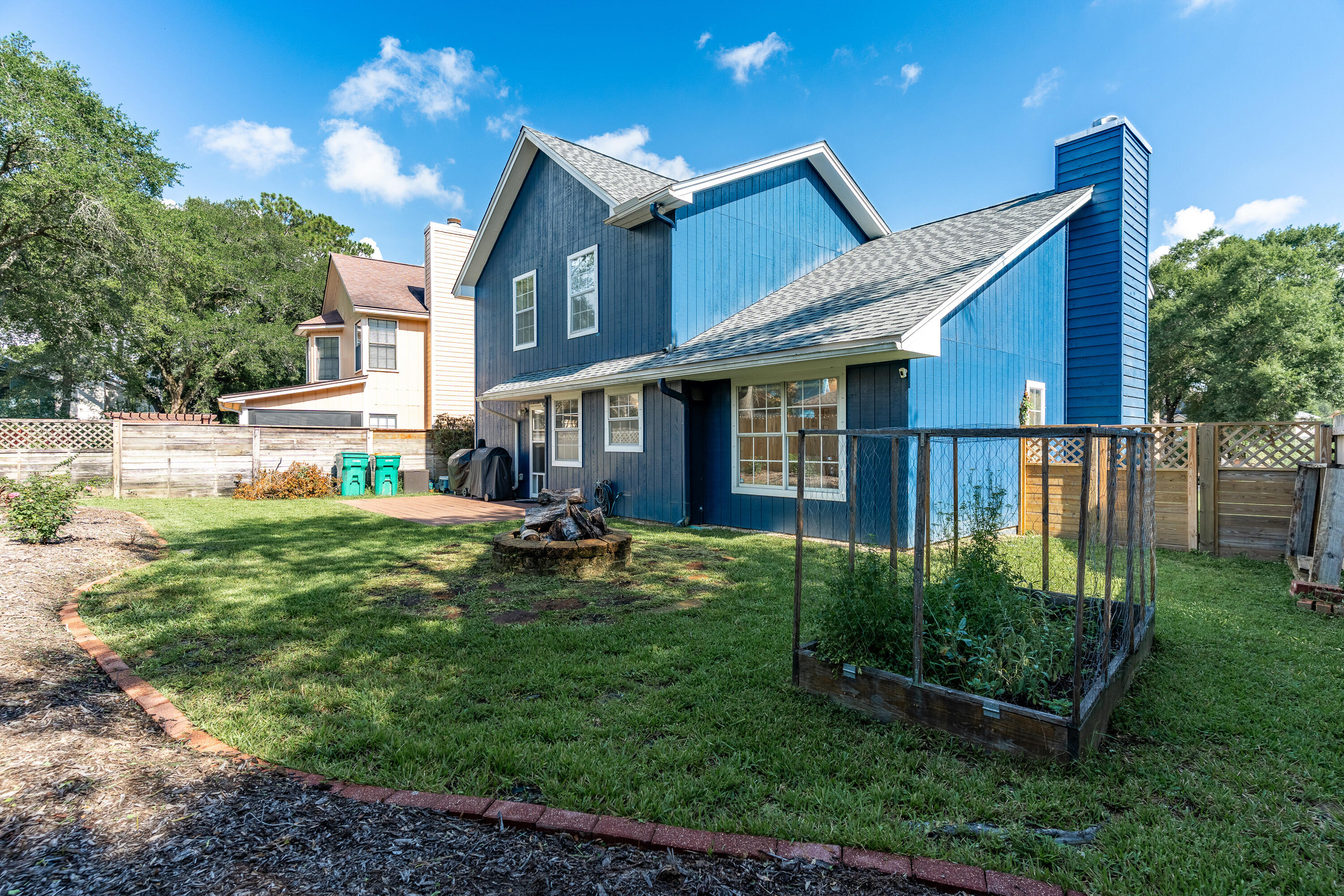 CROSSWINDS 1ST ADDN - Residential