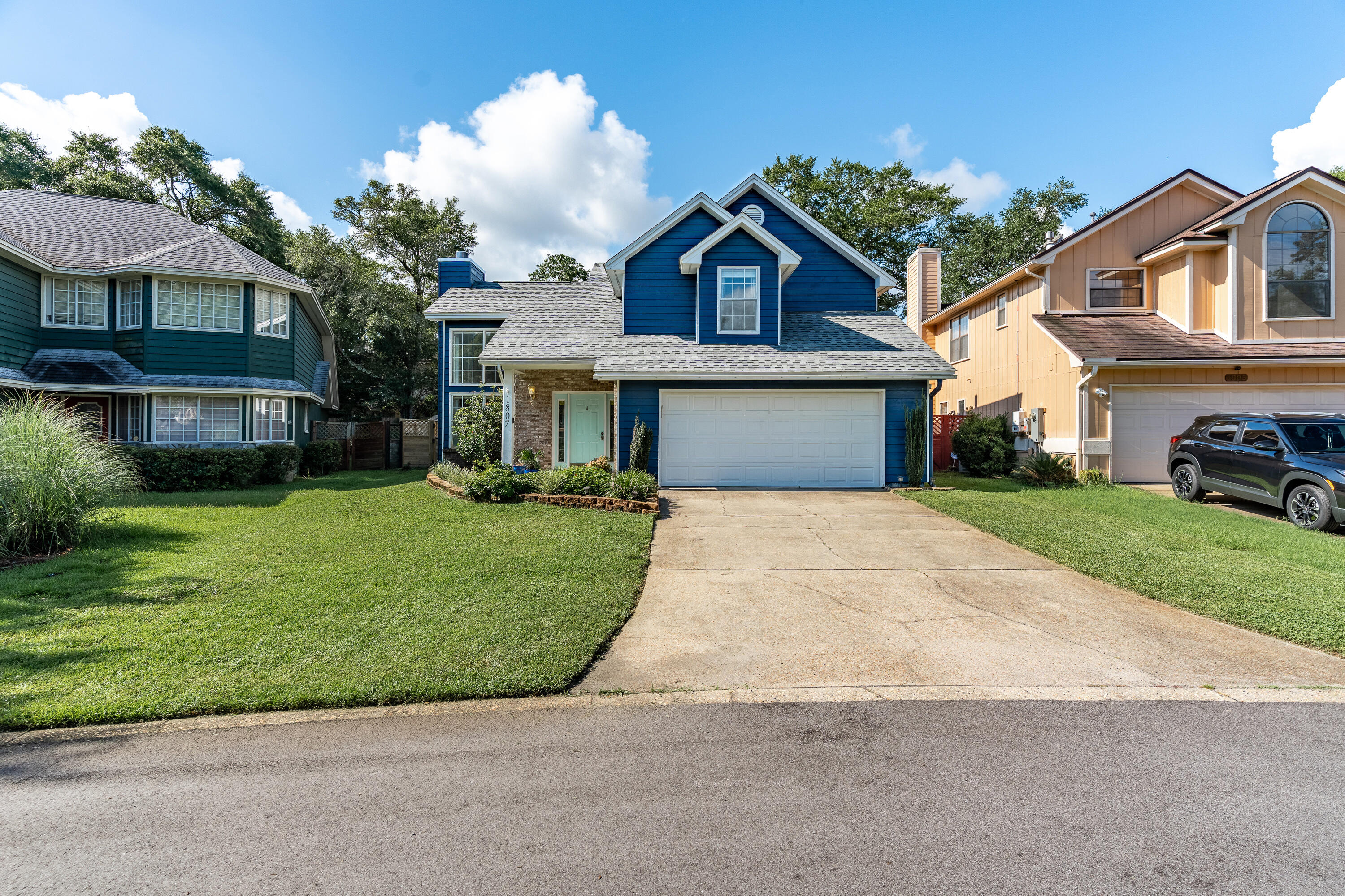 CROSSWINDS 1ST ADDN - Residential