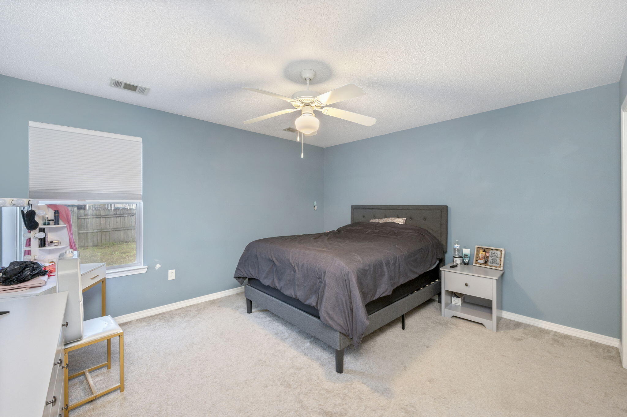 SANTA ROSA OAKS CONDOMINIUM - Residential Lease