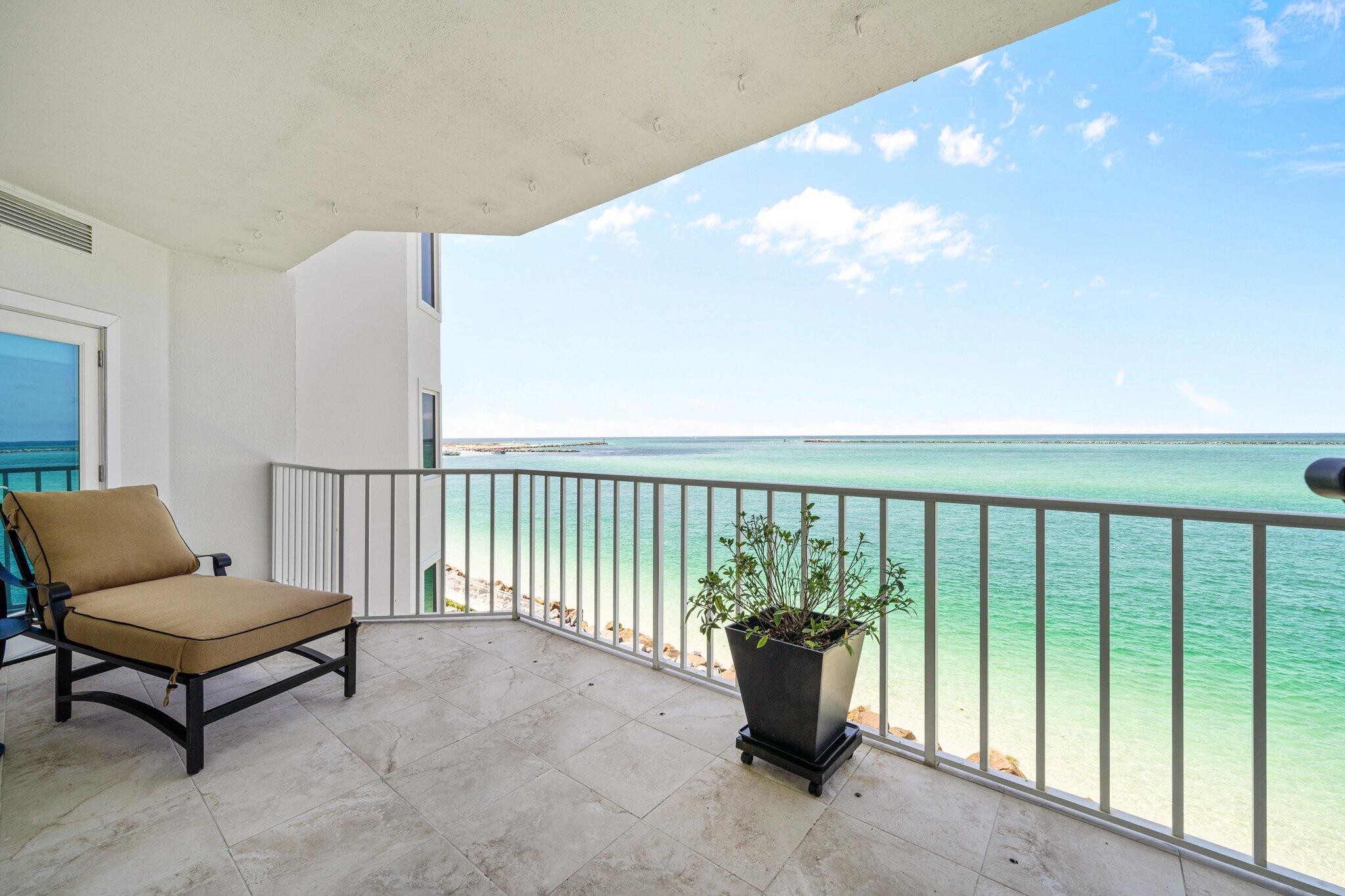 WATERVIEW TOWERS PH II - Residential