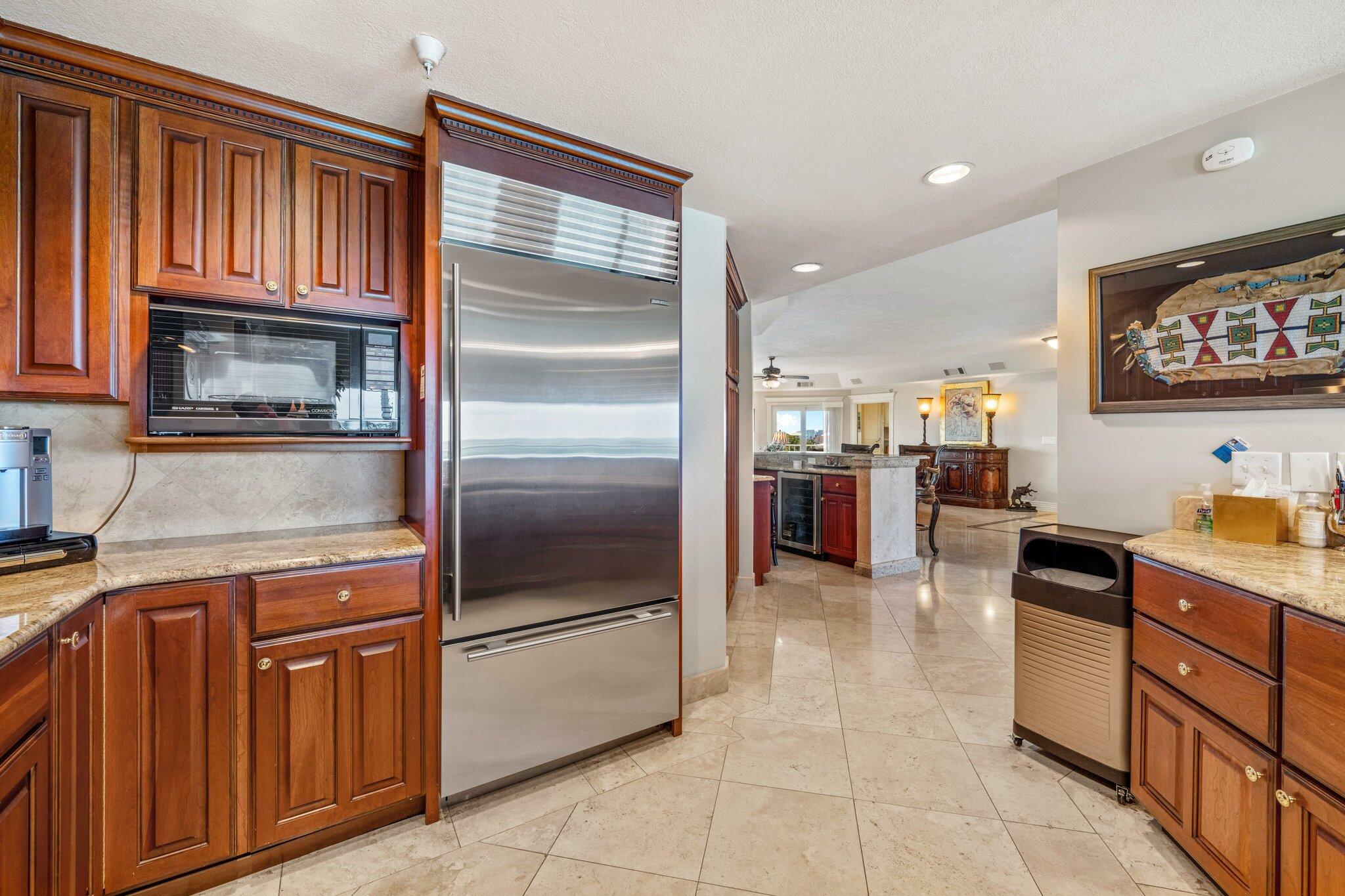 WATERVIEW TOWERS PH II - Residential