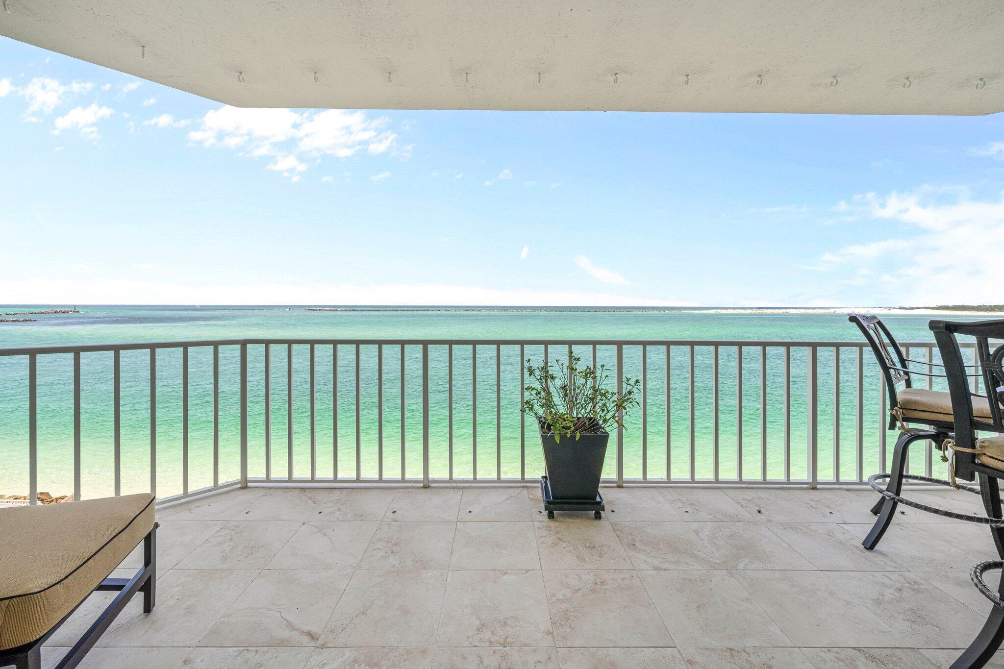 WATERVIEW TOWERS PH II - Residential