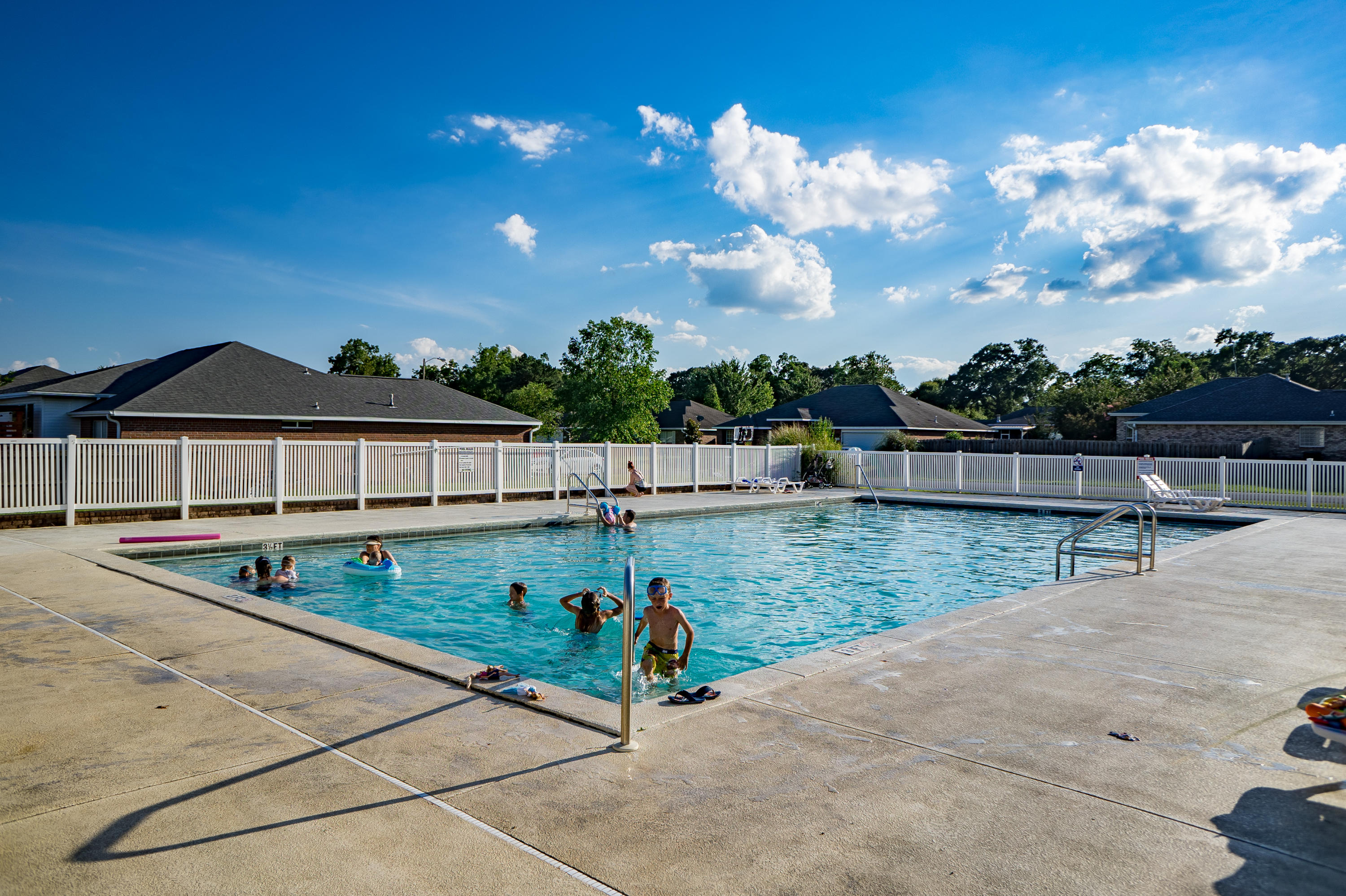 BROOKE ESTATES PH III - Residential