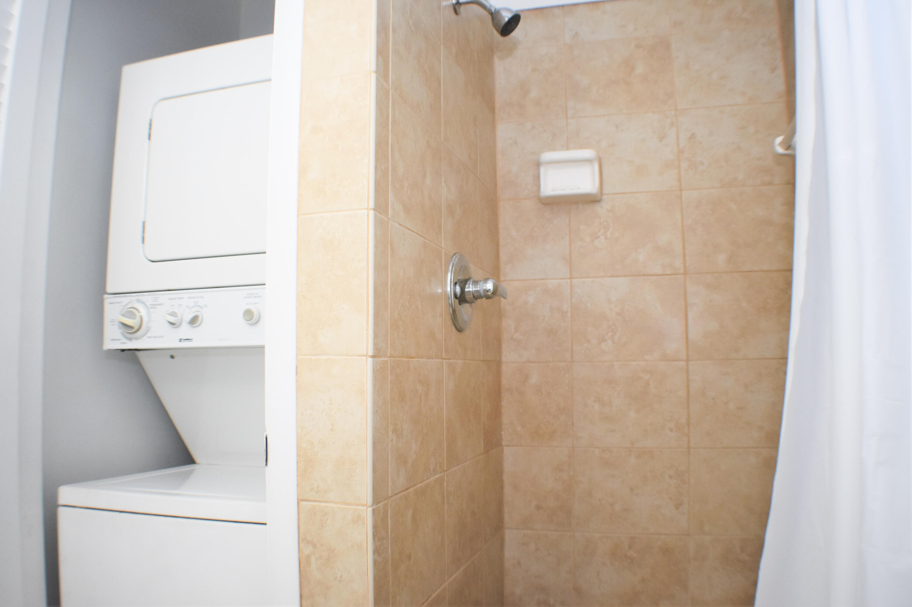 MOONDRIFTER CONDO - Residential