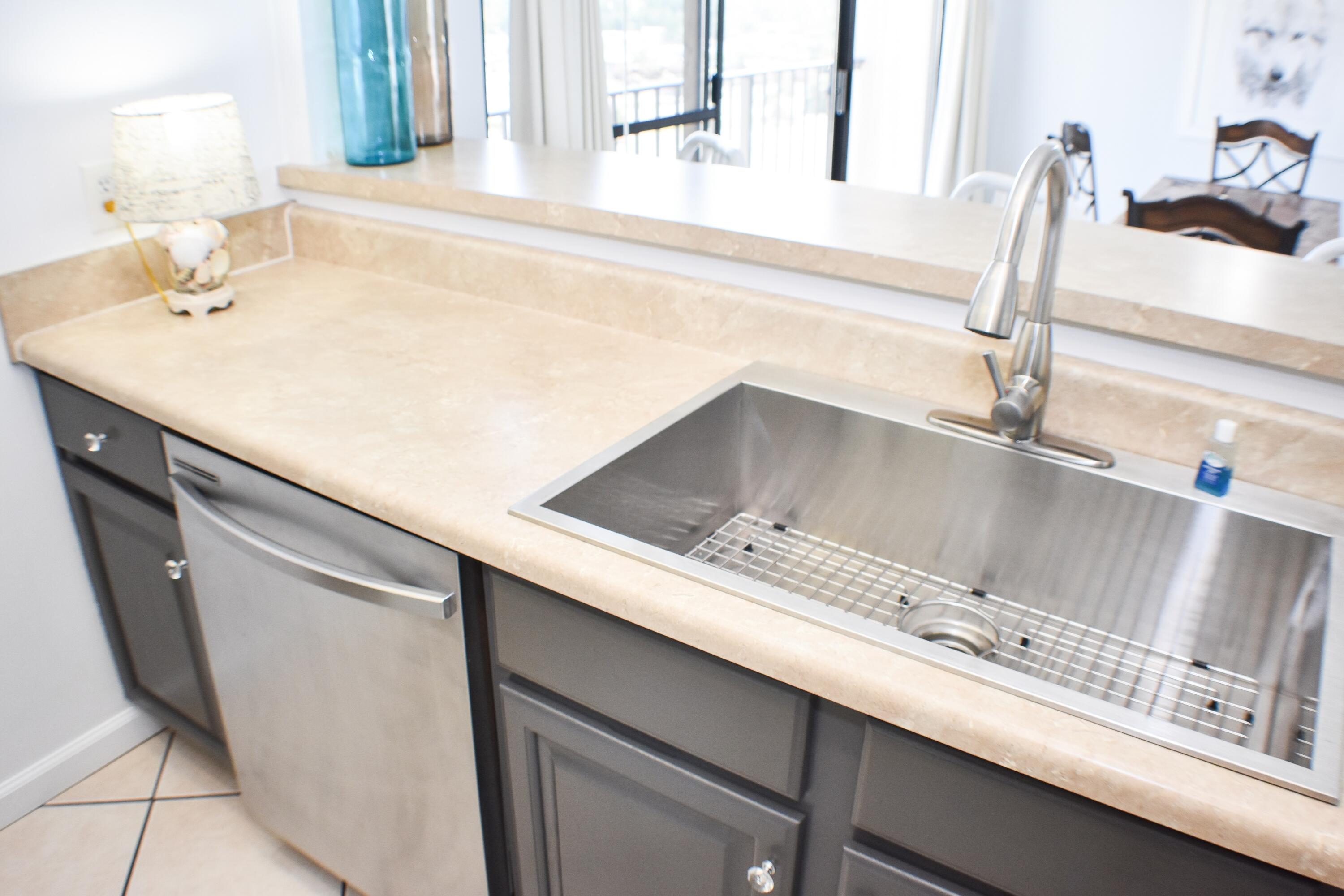 MOONDRIFTER CONDO - Residential