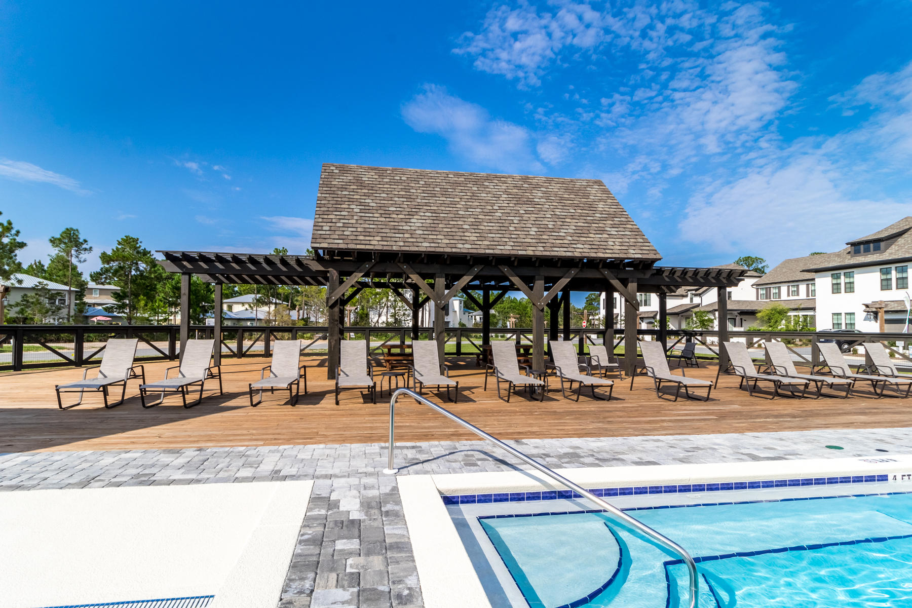 Ridgewalk - Residential