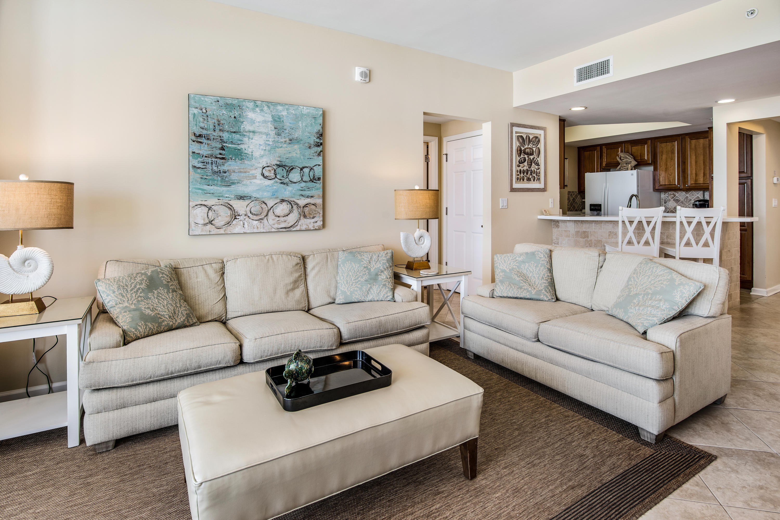SILVER BEACH TOWERS - Residential