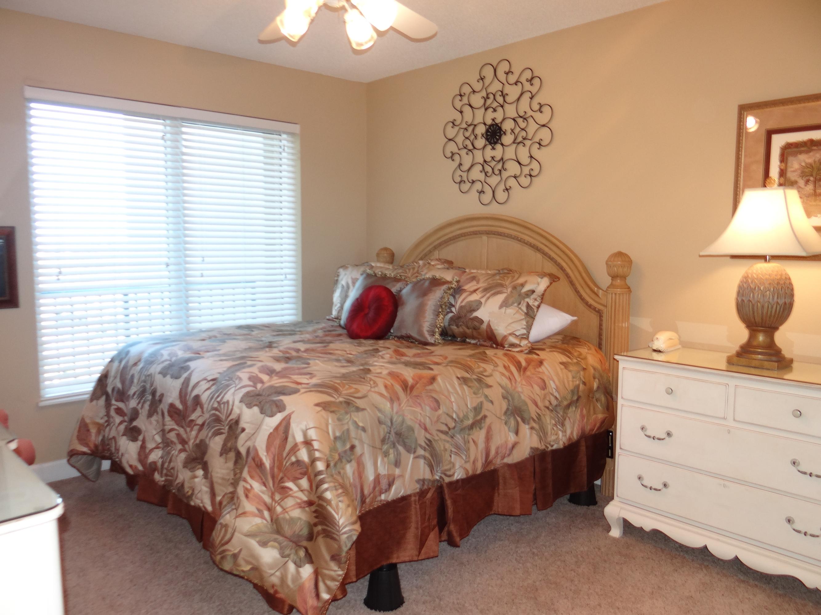 JADE EAST TOWERS CONDO - Residential