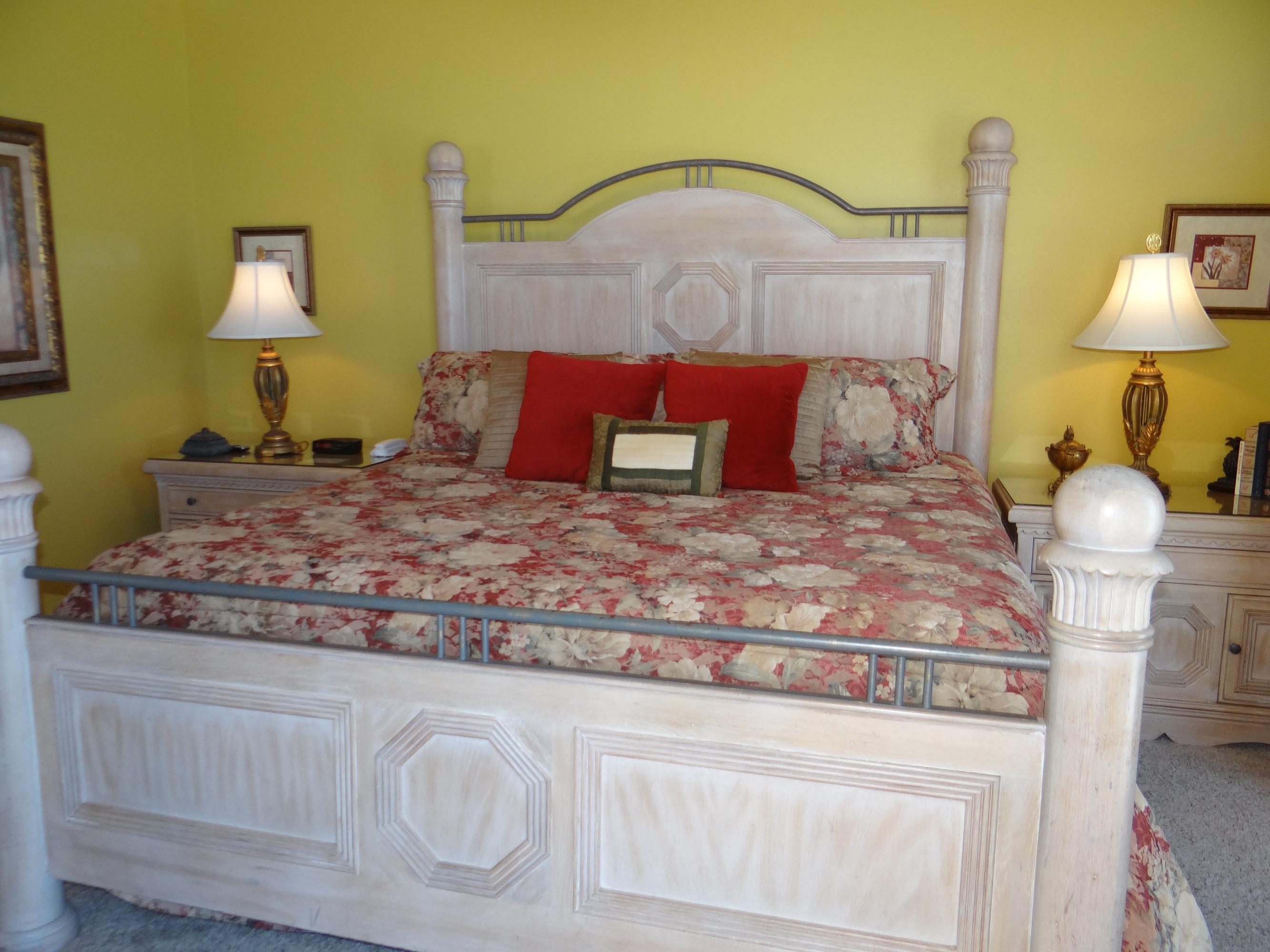 JADE EAST TOWERS CONDO - Residential