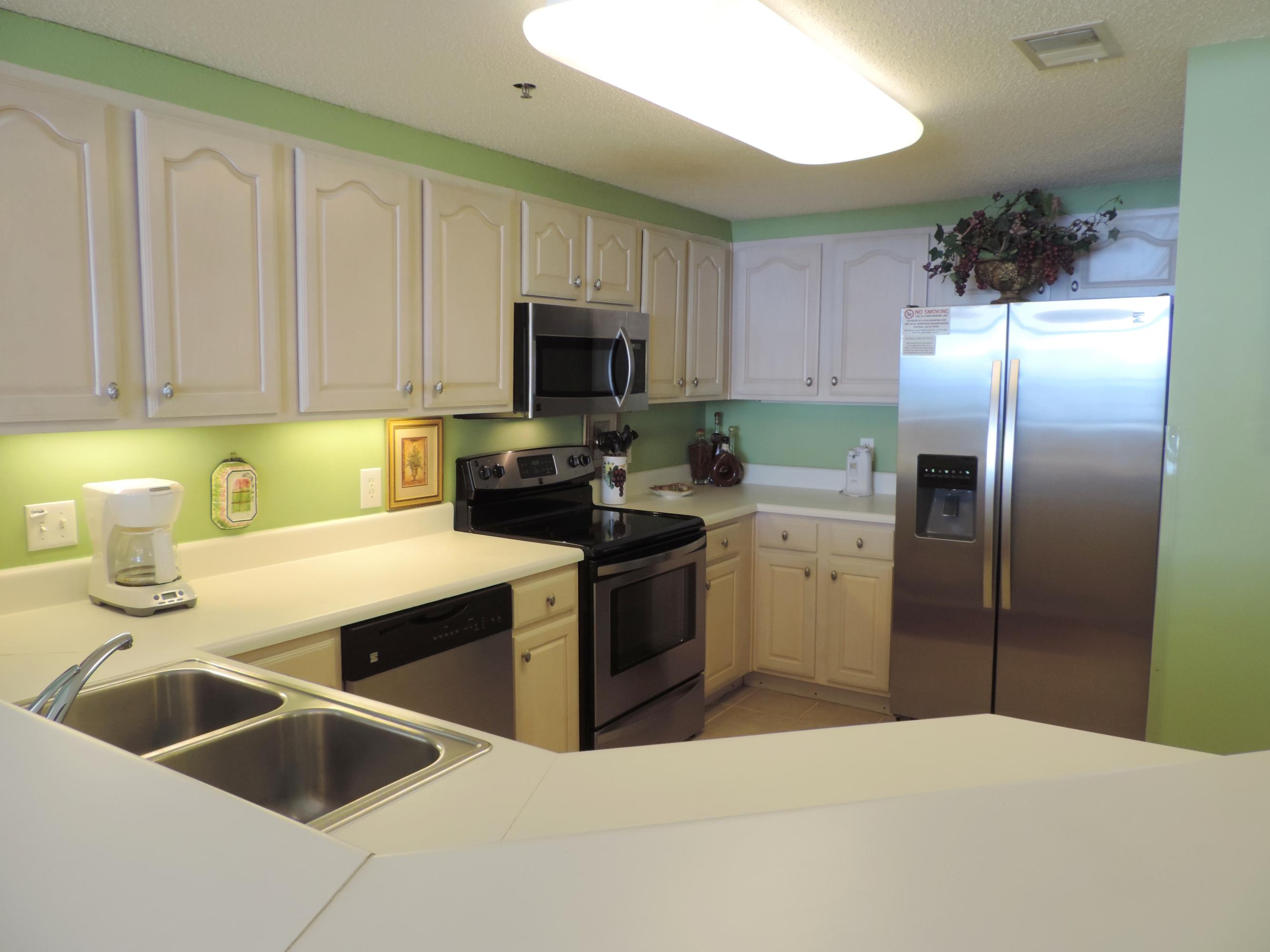 JADE EAST TOWERS CONDO - Residential