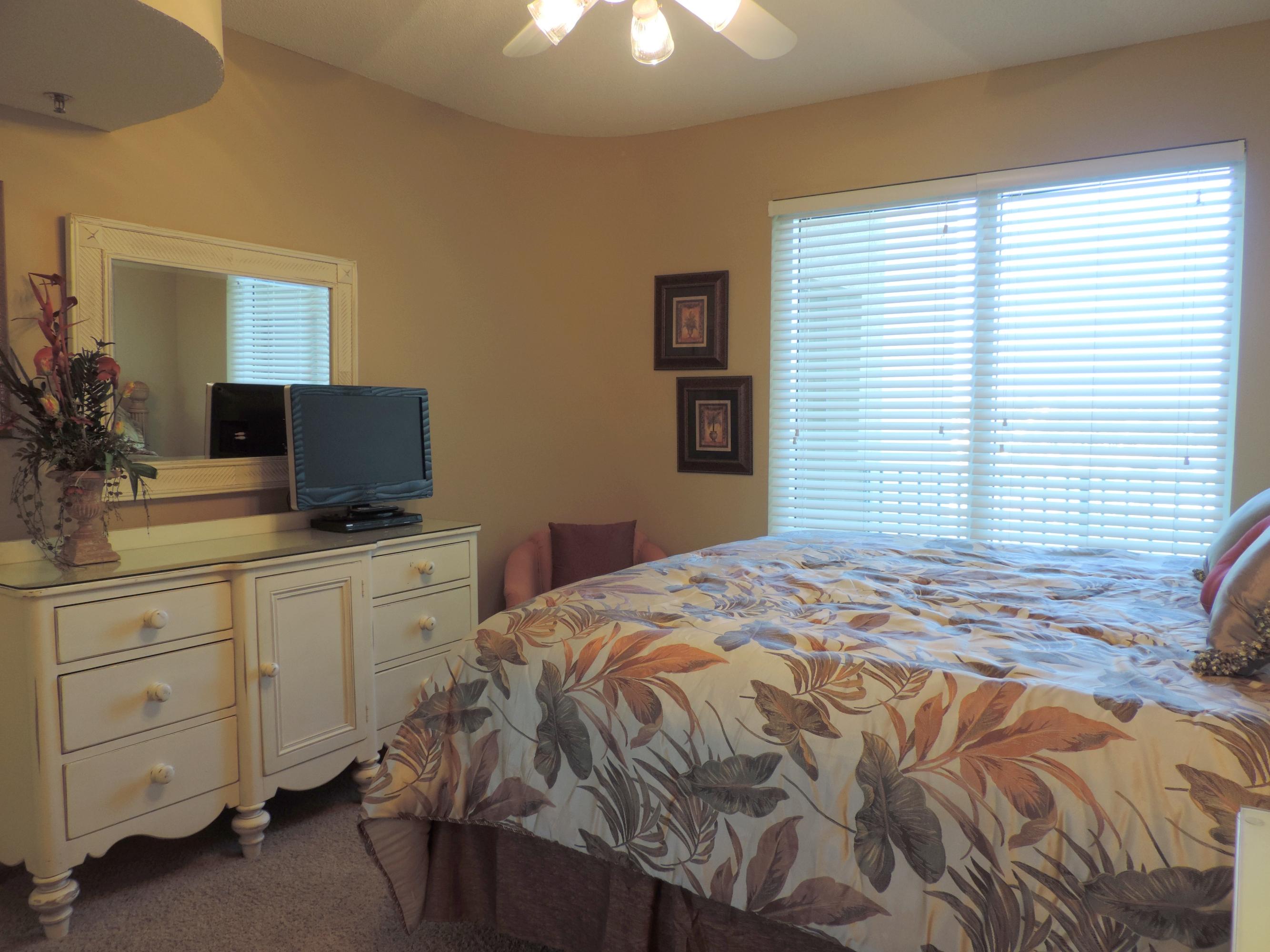 JADE EAST TOWERS CONDO - Residential