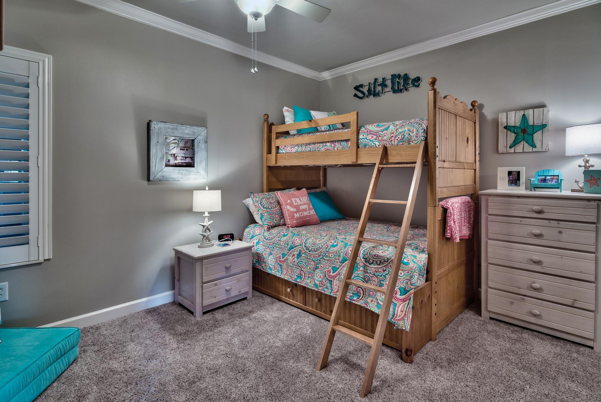 SUMMIT AT TOPS'L (THE) - Residential