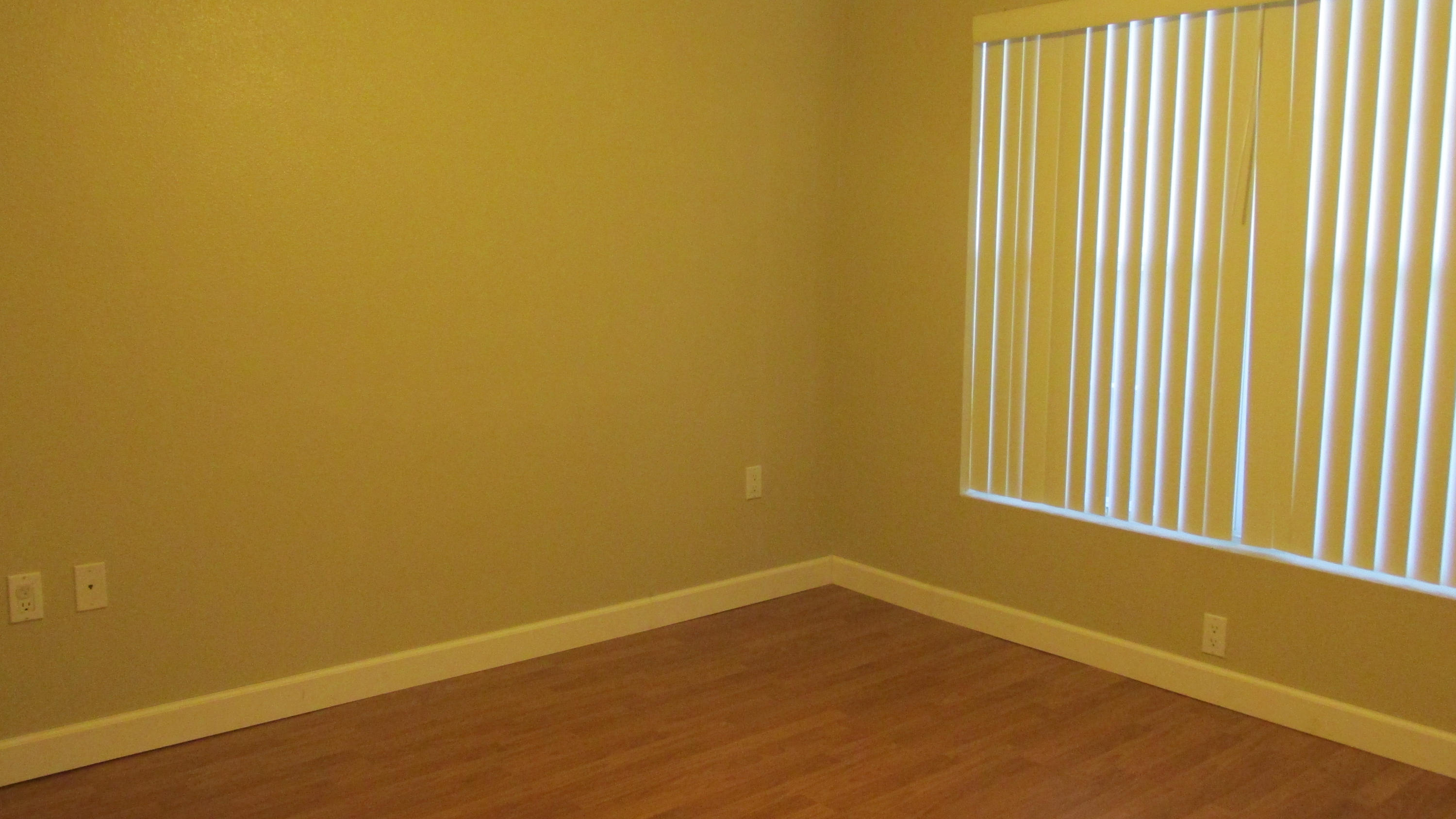 THE FLORIDA CLUB - Residential Lease