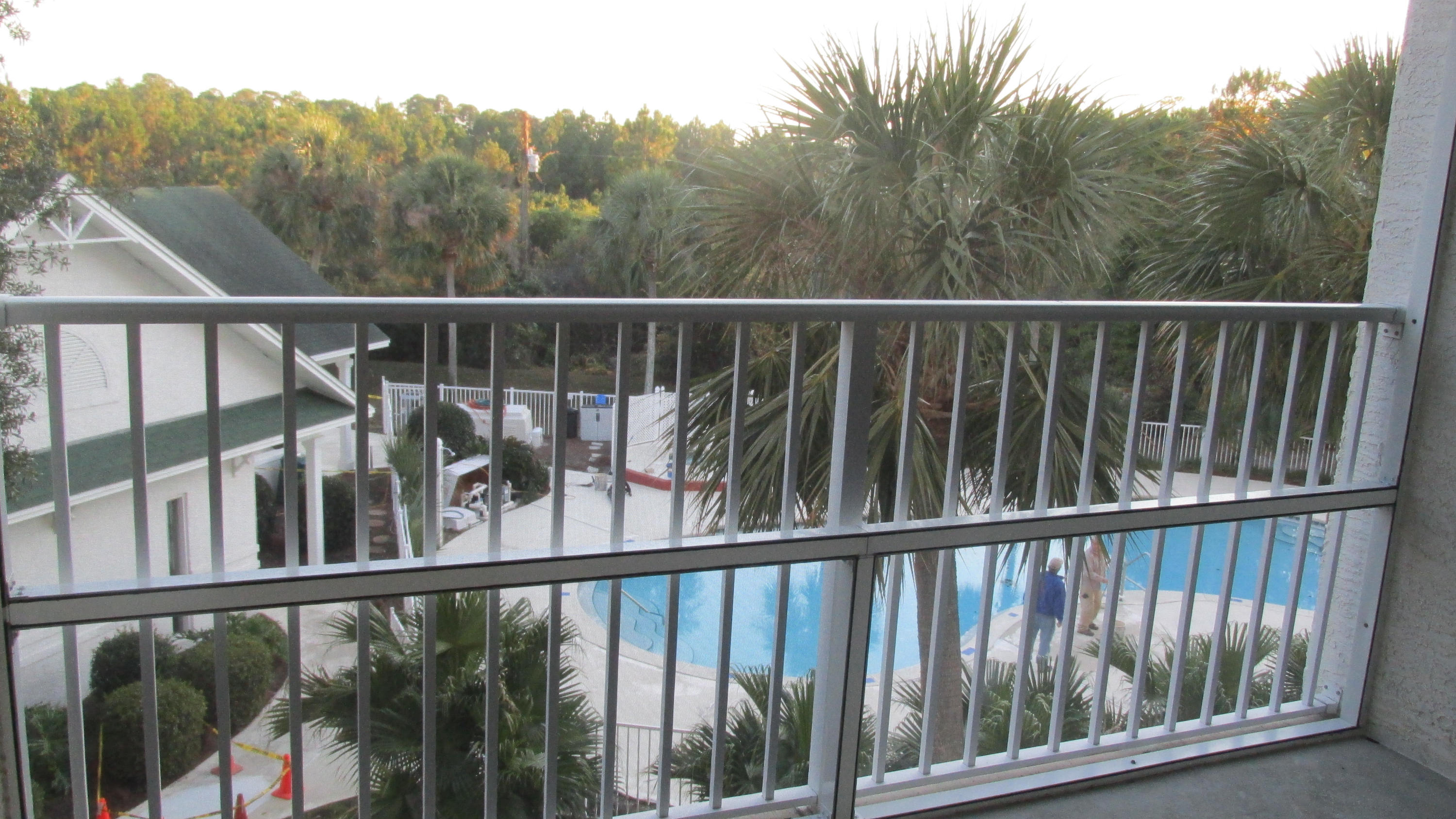 THE FLORIDA CLUB - Residential Lease