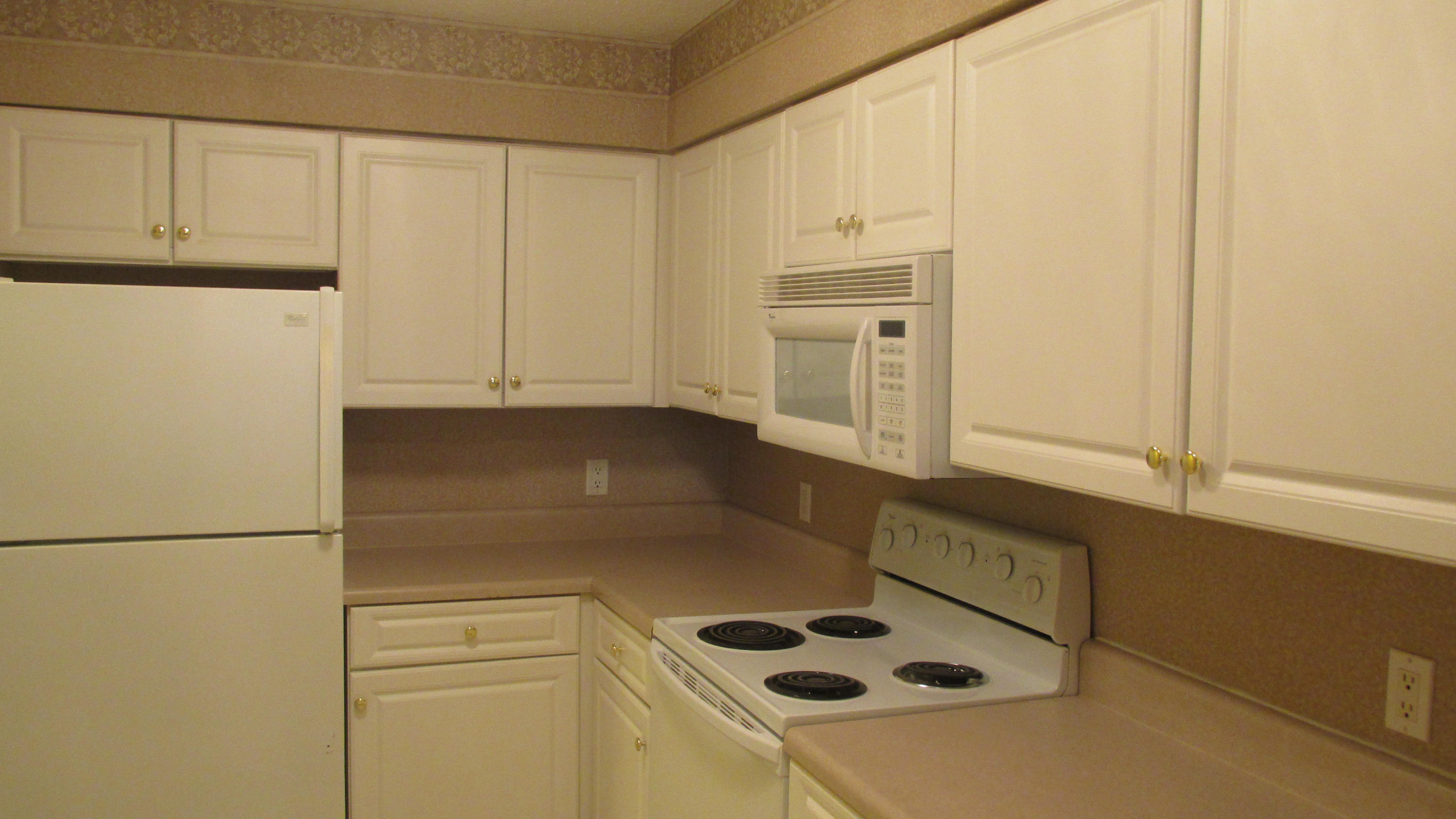 THE FLORIDA CLUB - Residential Lease