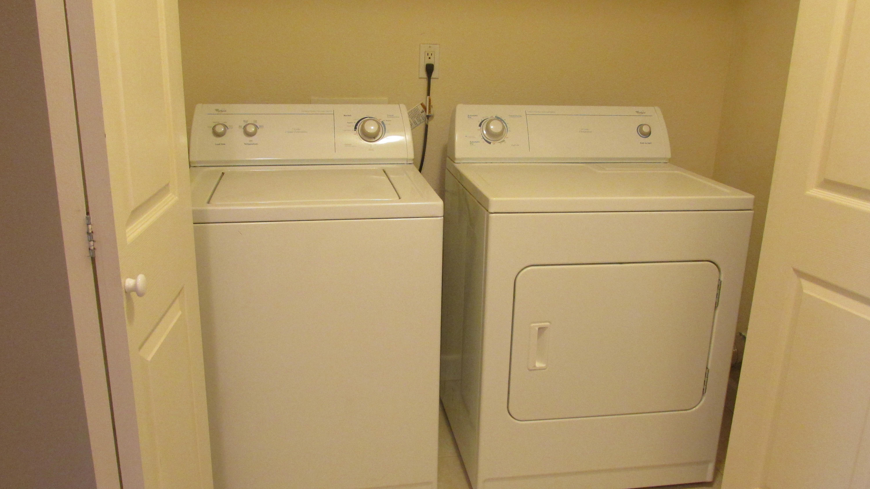 THE FLORIDA CLUB - Residential Lease