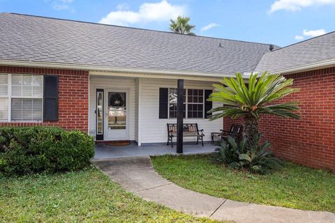 A home in Navarre