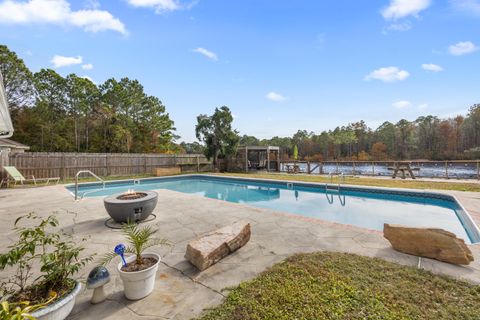 A home in Navarre