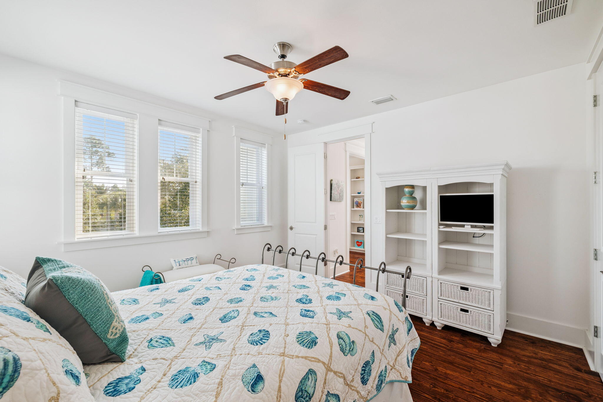 NATUREWALK AT SEAGROVE - Residential