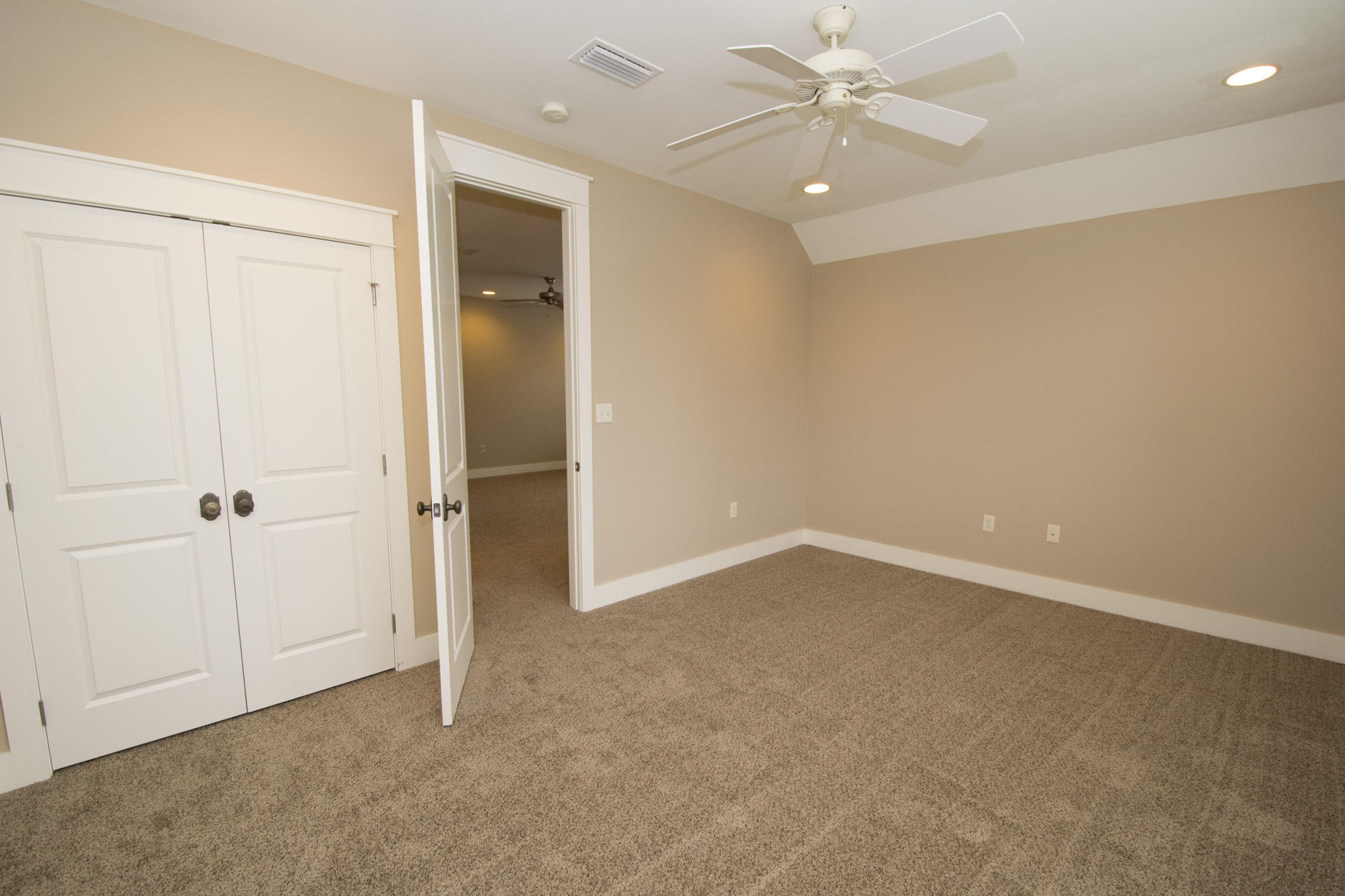 CARSON OAKS - Residential