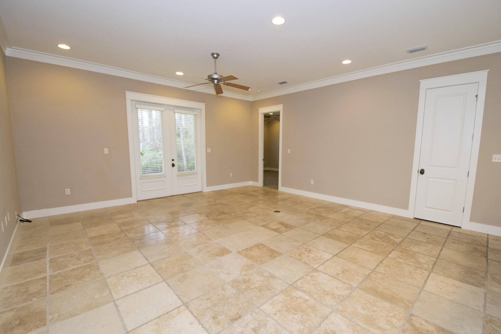 CARSON OAKS - Residential