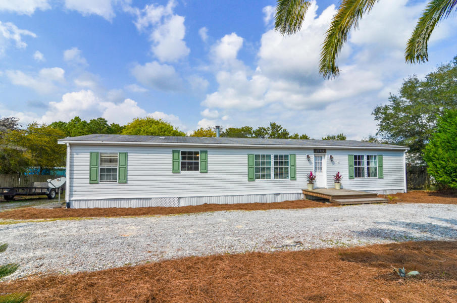 OVERLOOK LAKE ESTATES - Residential