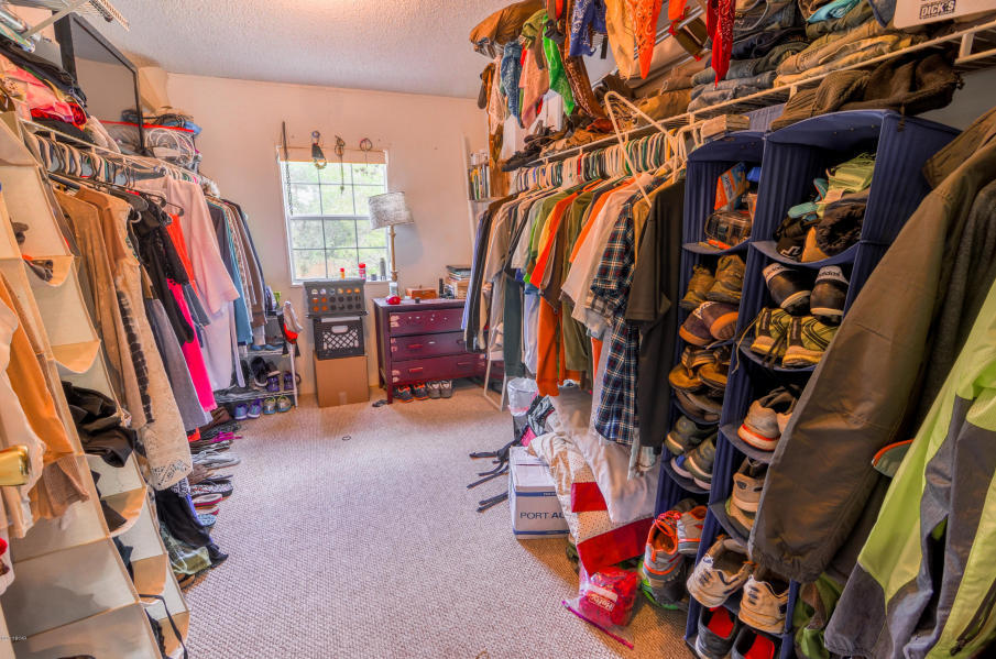 OVERLOOK LAKE ESTATES - Residential