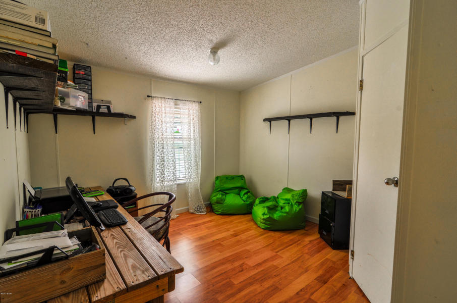 OVERLOOK LAKE ESTATES - Residential