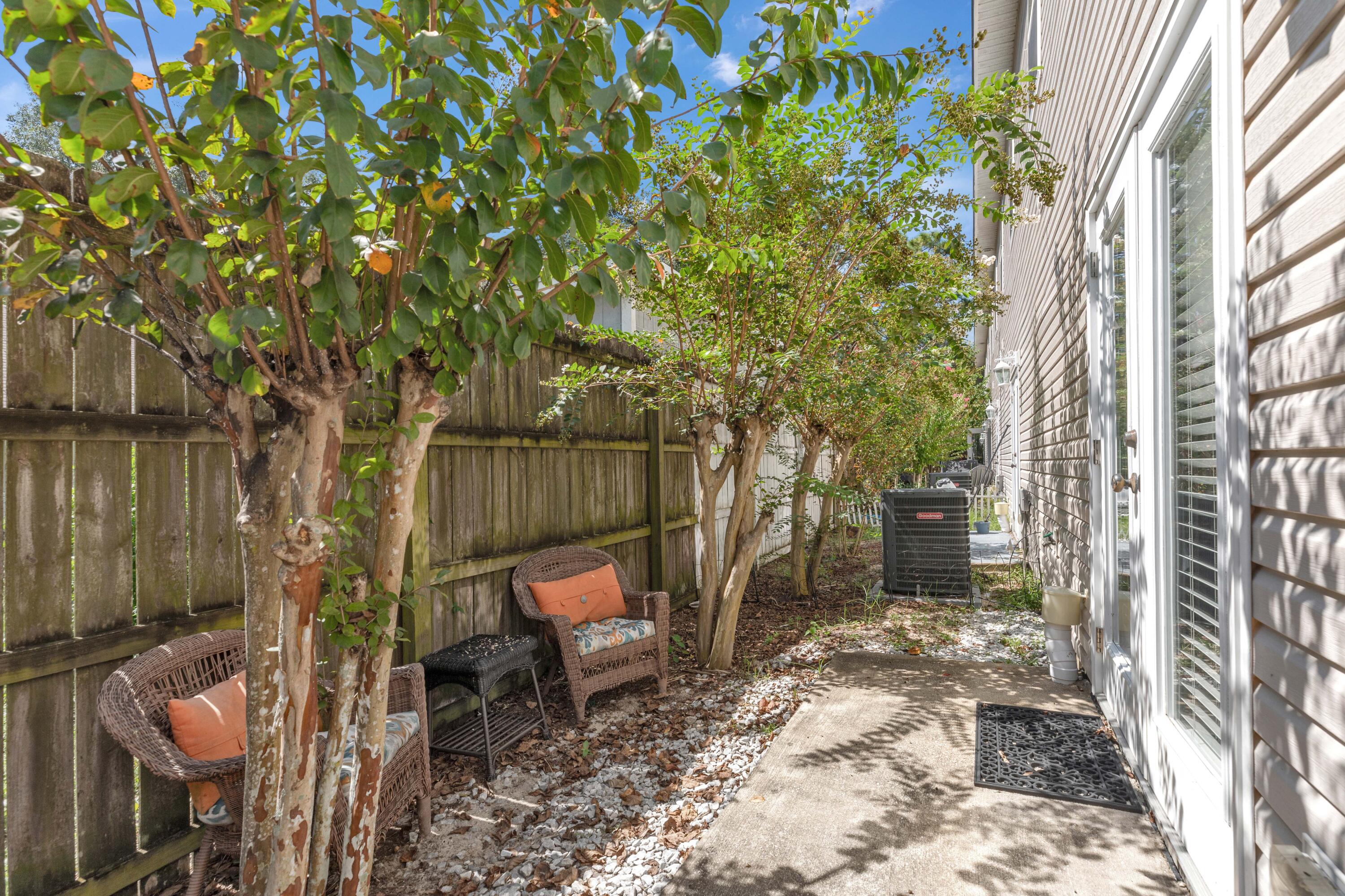 Forest Way T/H - Residential