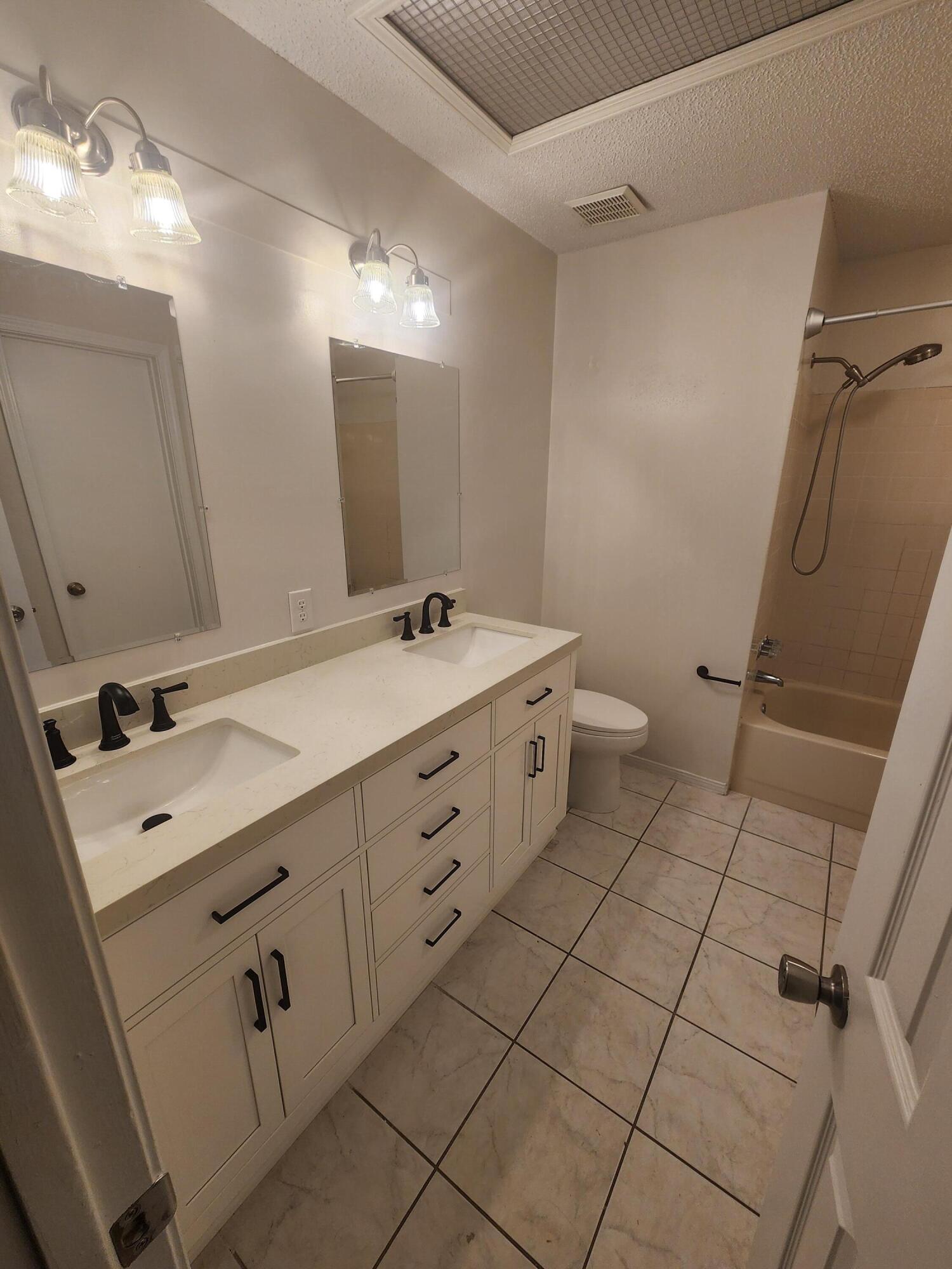 COVENTRY PARK VILLAGE PH 2 - Residential Lease