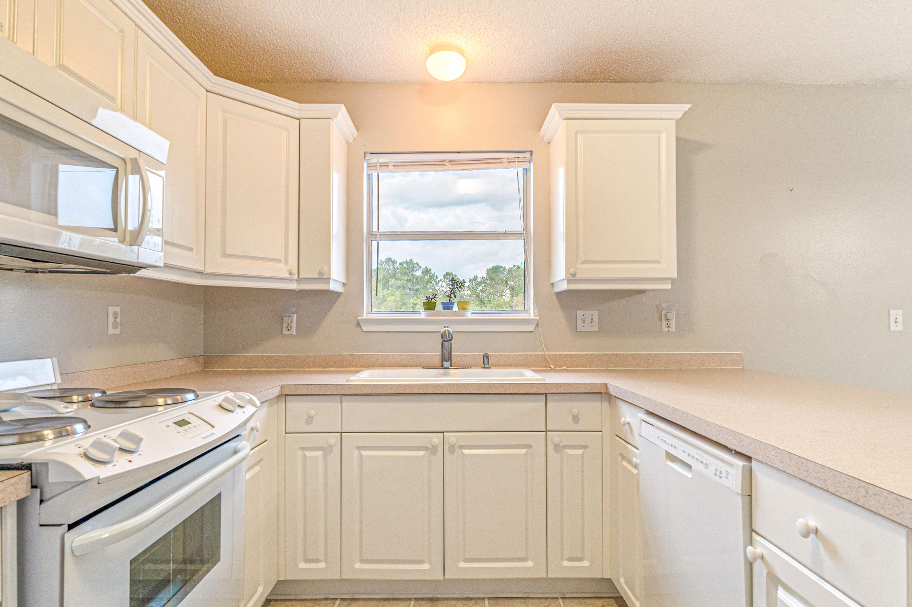 Countryview Est 8th Add Lot 25 - Residential