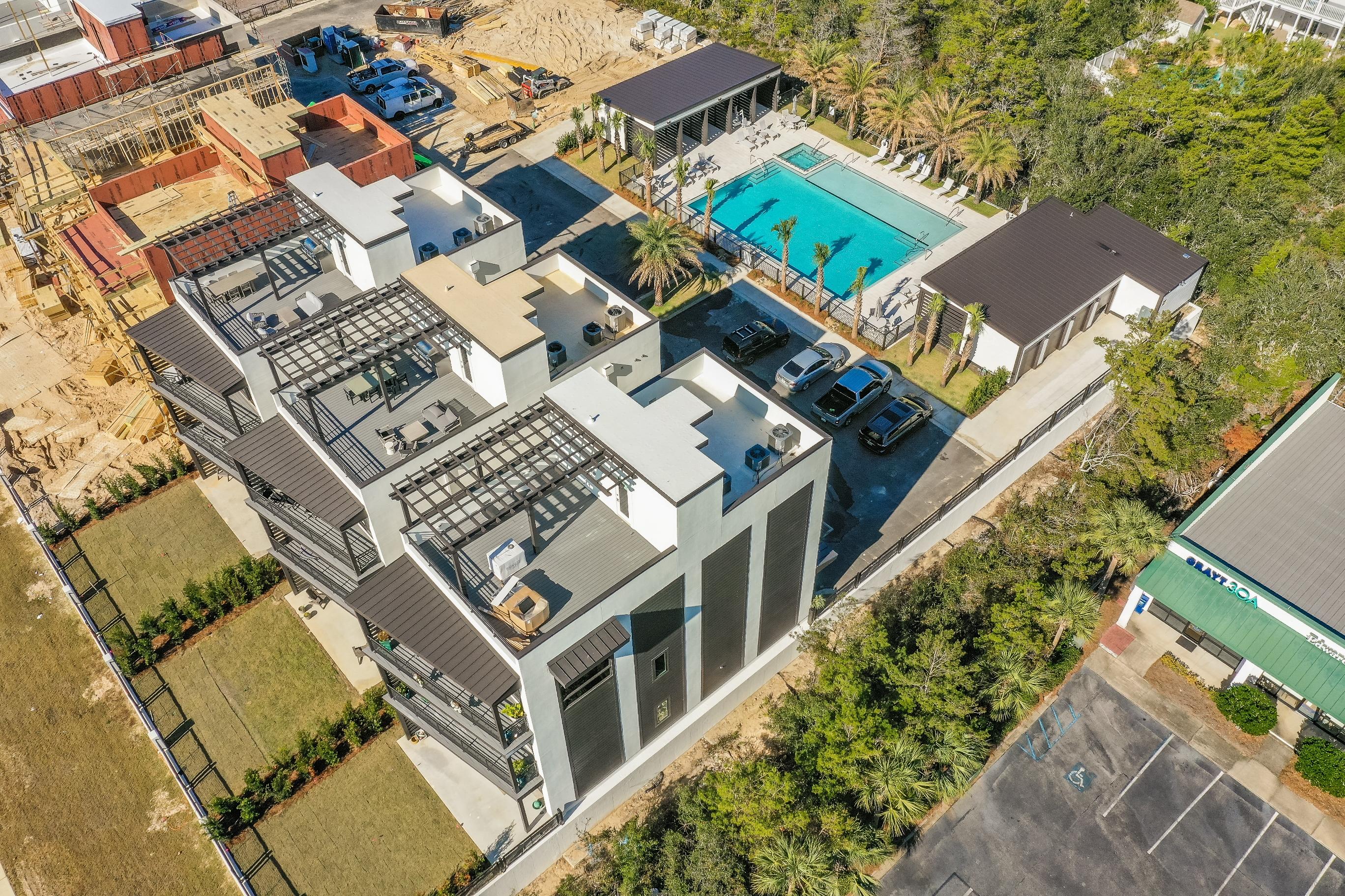 CREST DELEVLOPMENT - Residential