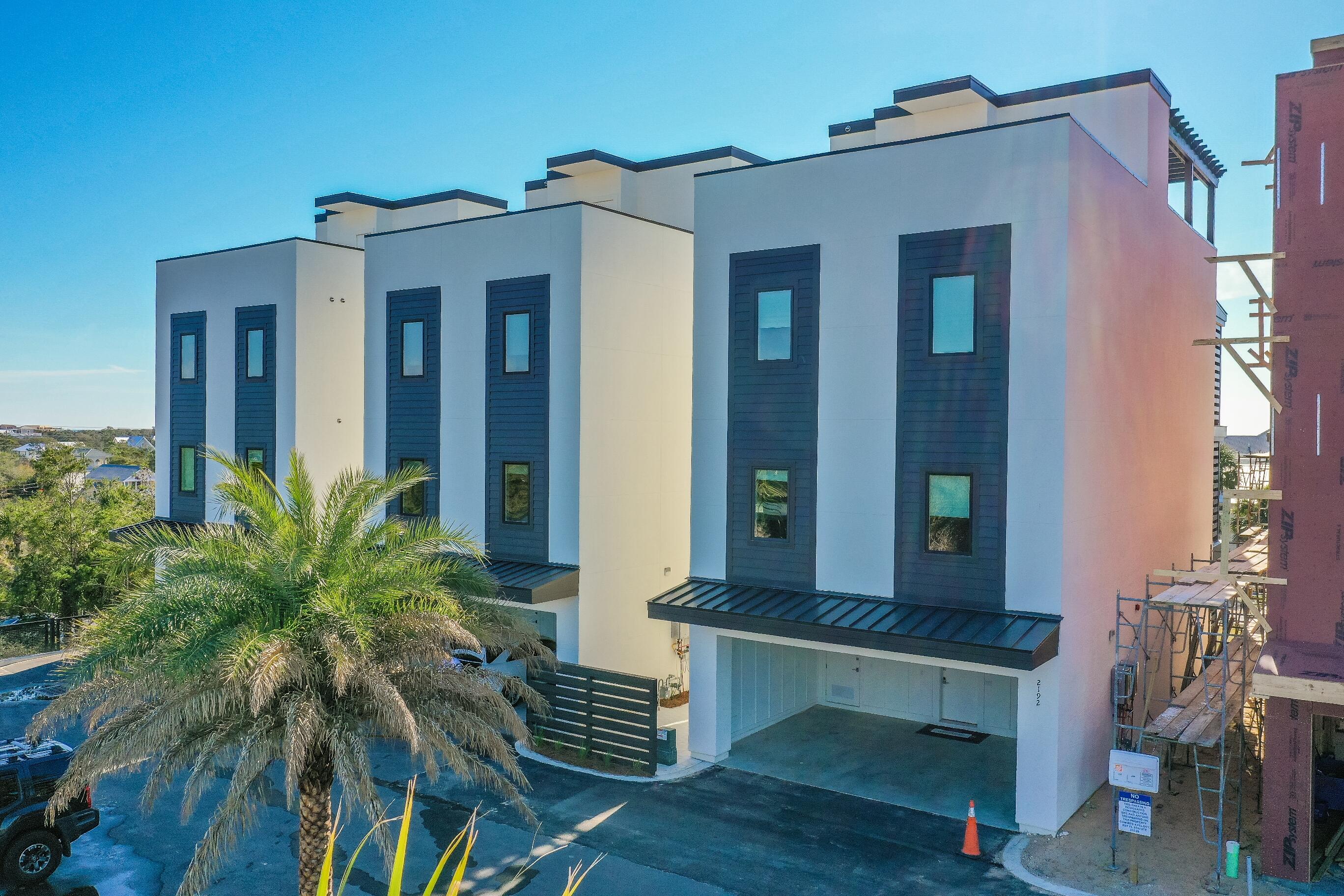 CREST DELEVLOPMENT - Residential
