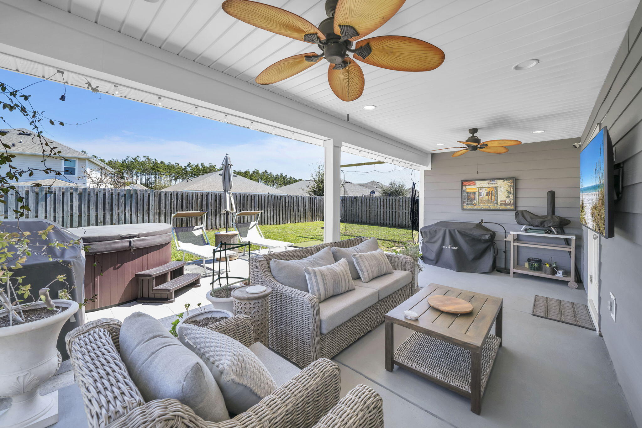 HAMMOCK BAY - MILL COTTAGES - Residential