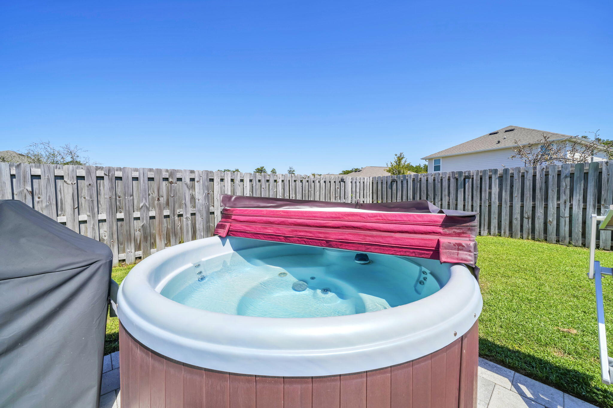 HAMMOCK BAY - MILL COTTAGES - Residential