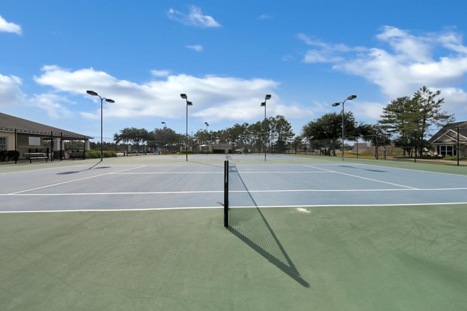 HAMMOCK BAY - MILL COTTAGES - Residential