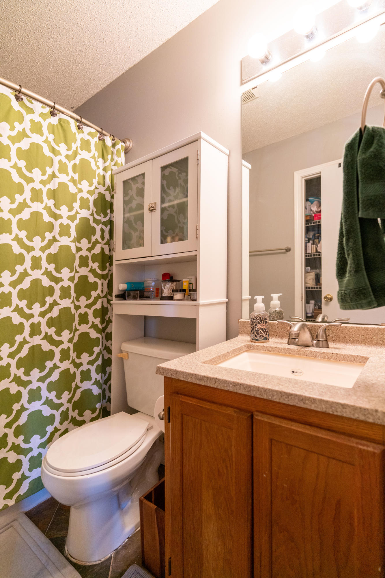 SCHNEIDER DRIVE T/H - Residential