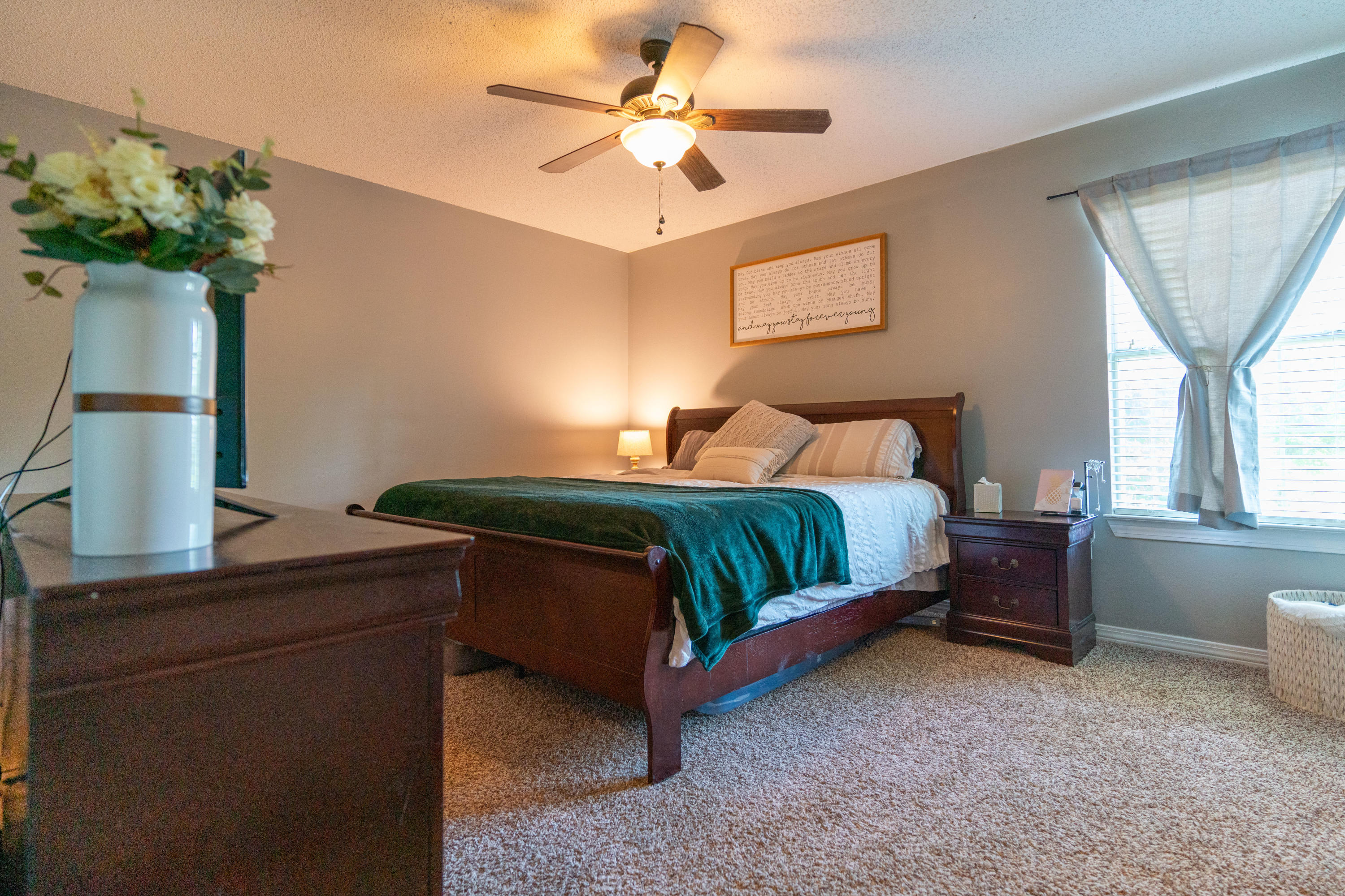 SCHNEIDER DRIVE T/H - Residential