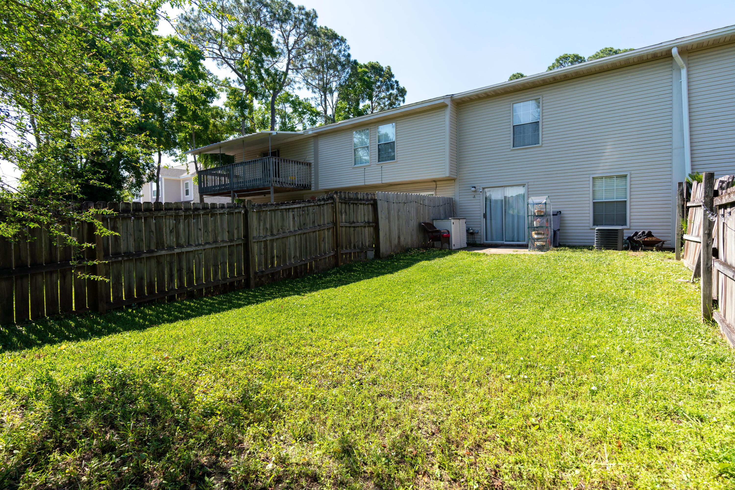 SCHNEIDER DRIVE T/H - Residential