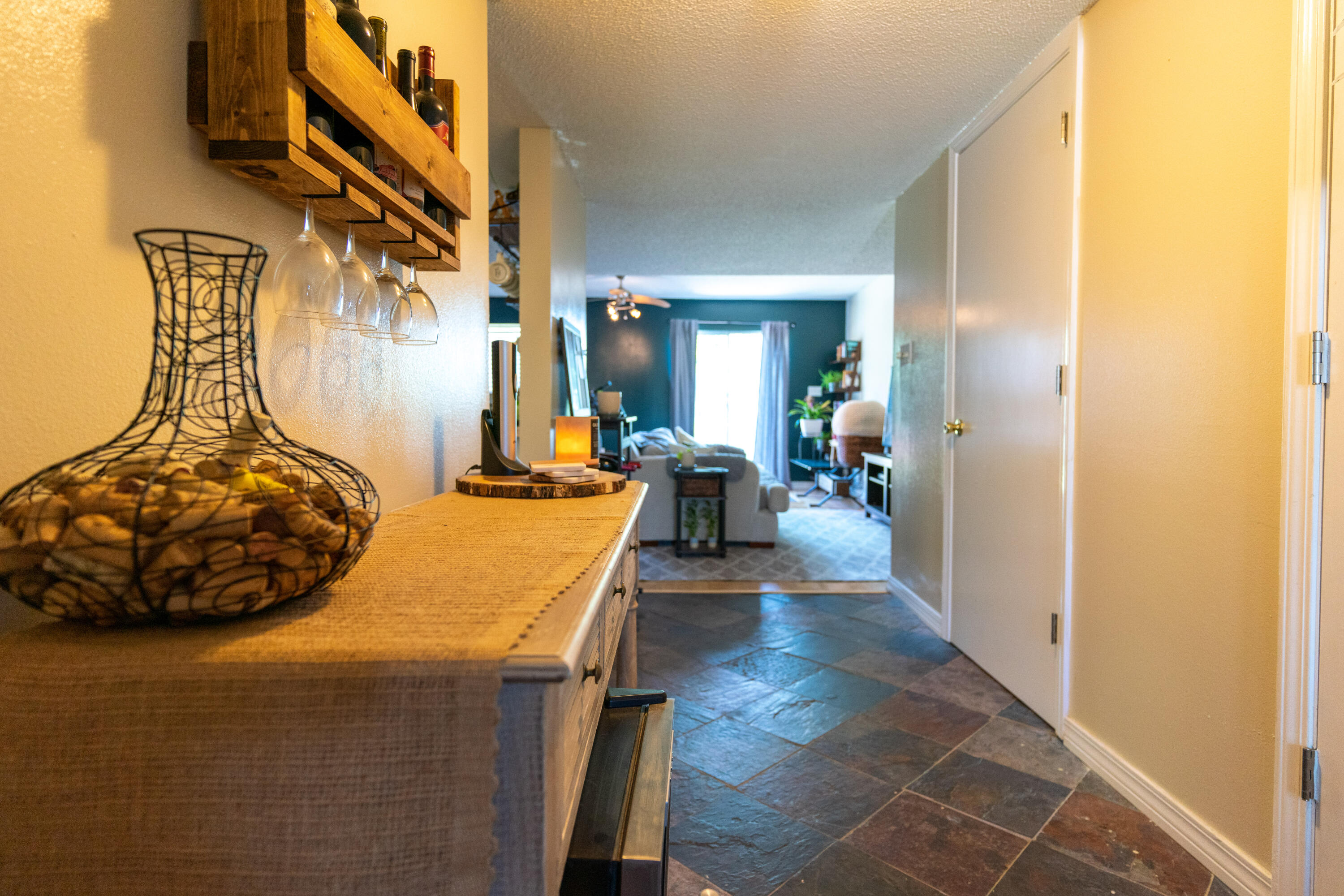 SCHNEIDER DRIVE T/H - Residential