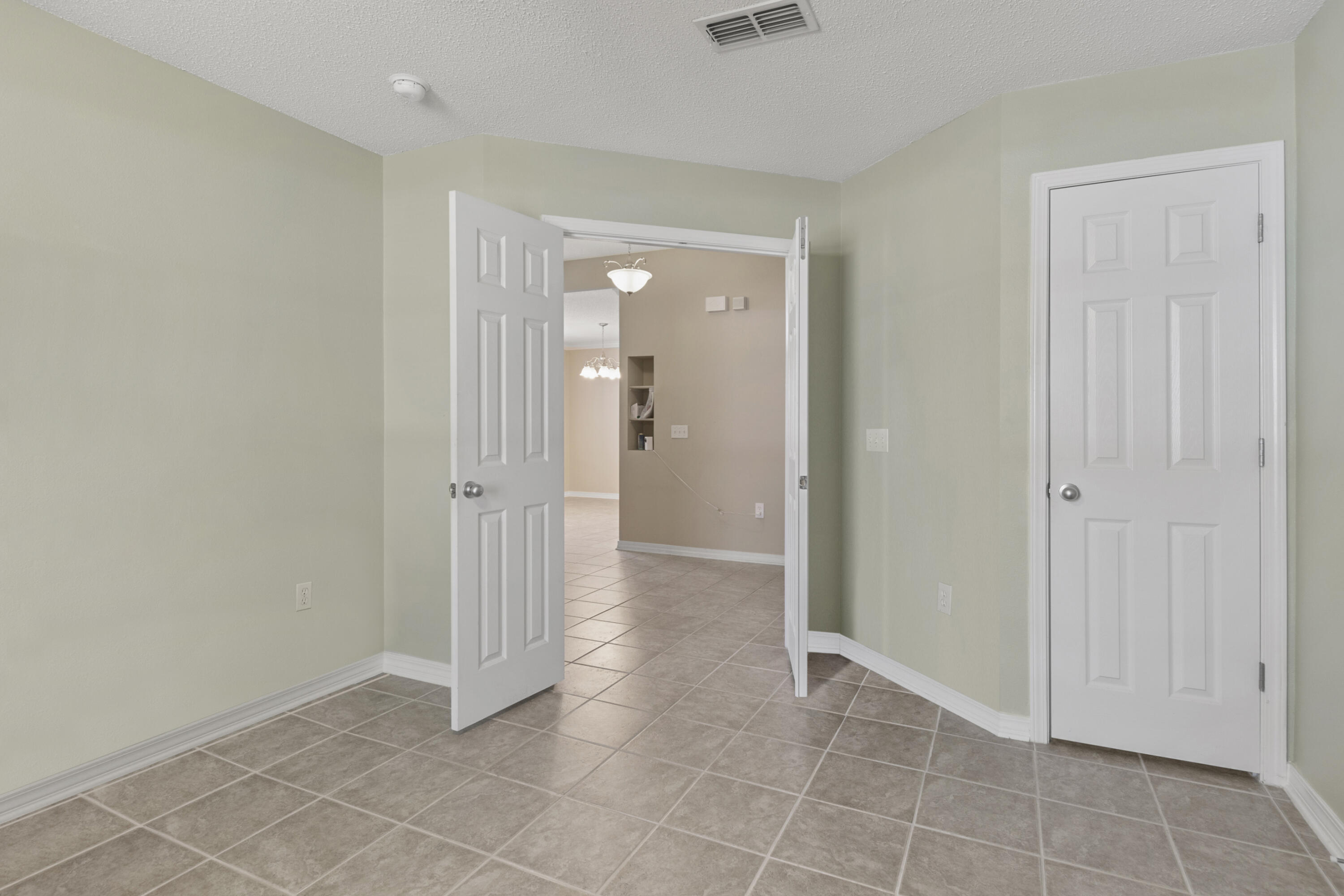 IRON GATE S/D PH I - Residential