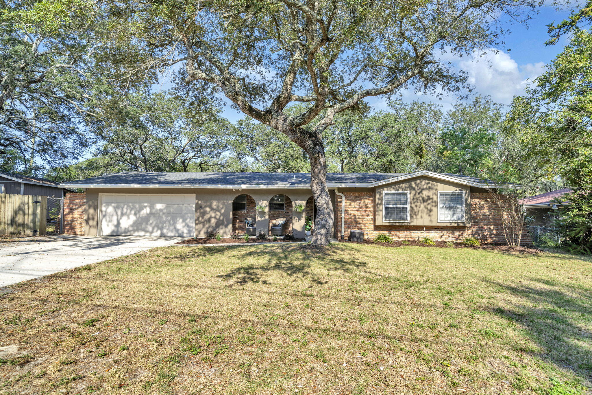 BAYOU WOODS 4TH ADDN - Residential