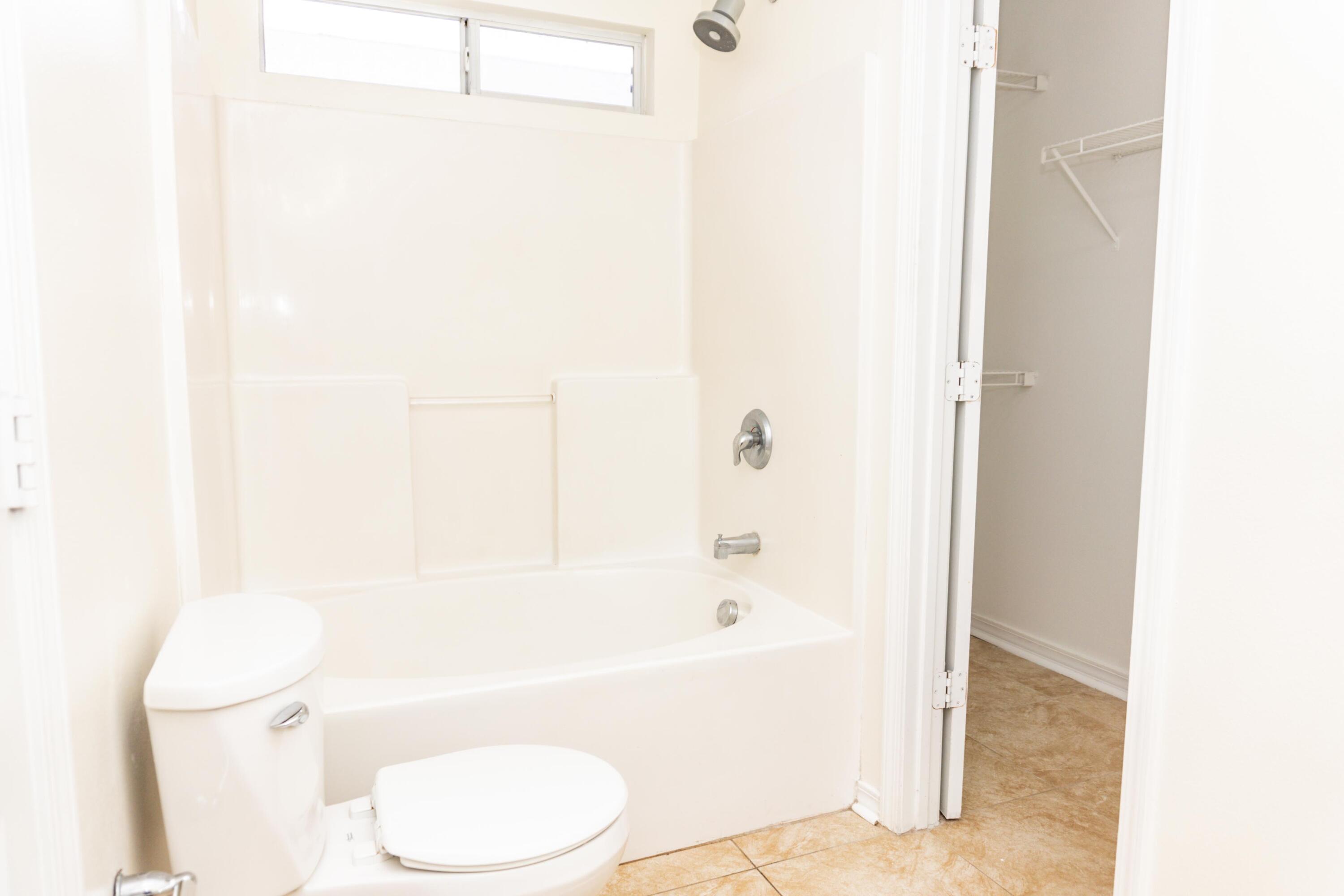 SOUTHWAY ESTATES 2ND ADDN - Residential Lease