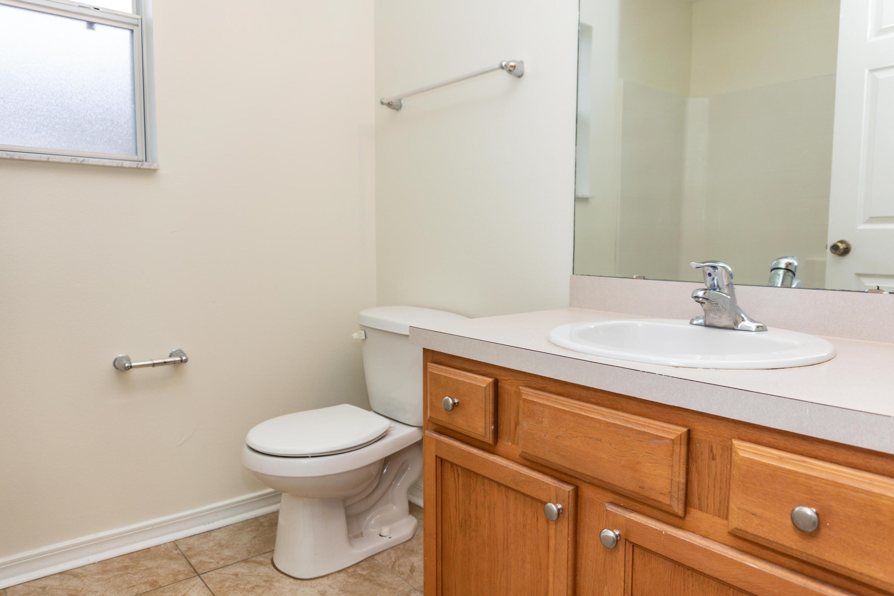 SOUTHWAY ESTATES 2ND ADDN - Residential Lease