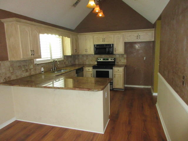 HARBOR BREEZE - Residential