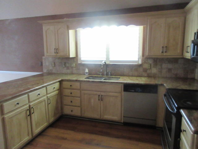 HARBOR BREEZE - Residential