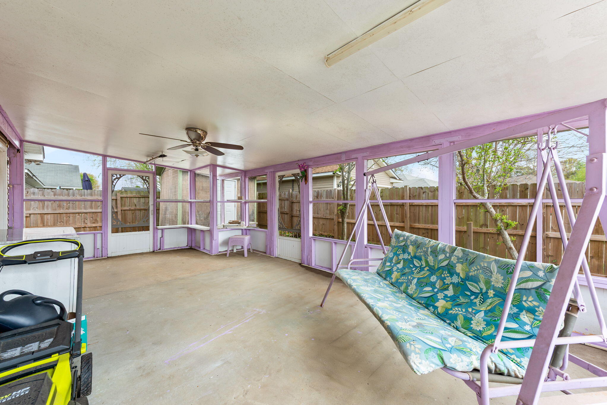 MAPLE OAKS - Residential