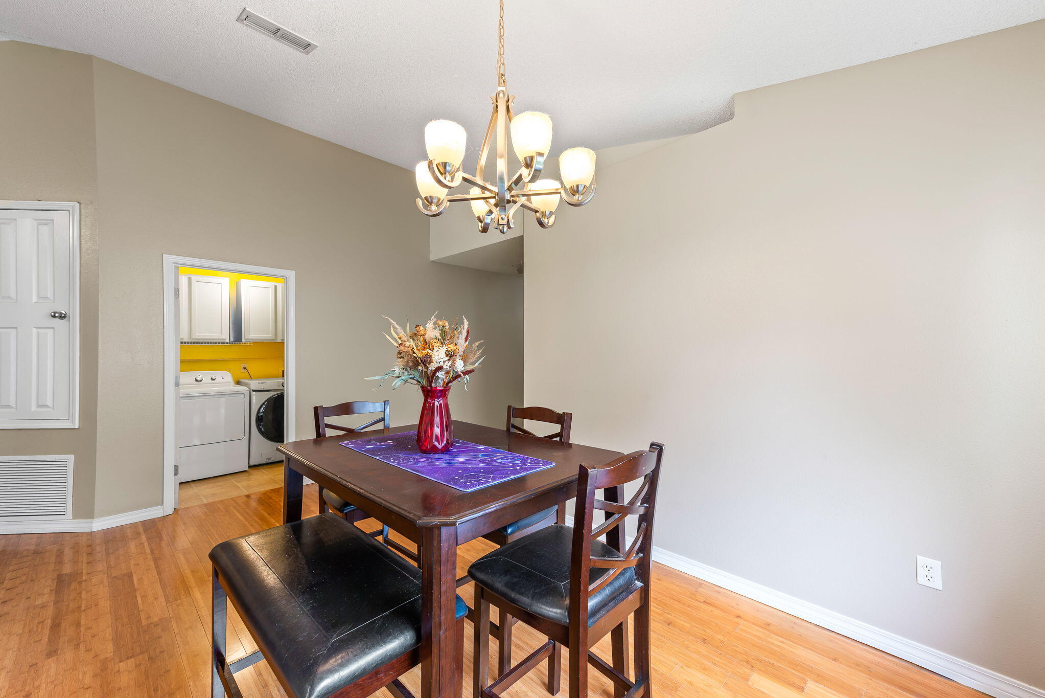 MAPLE OAKS - Residential