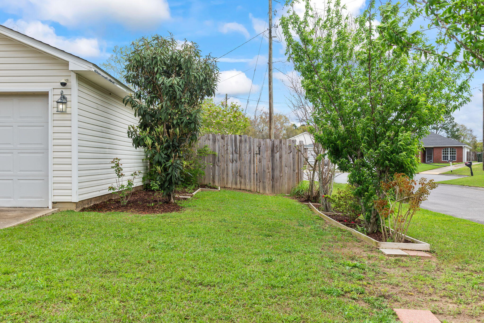 MAPLE OAKS - Residential