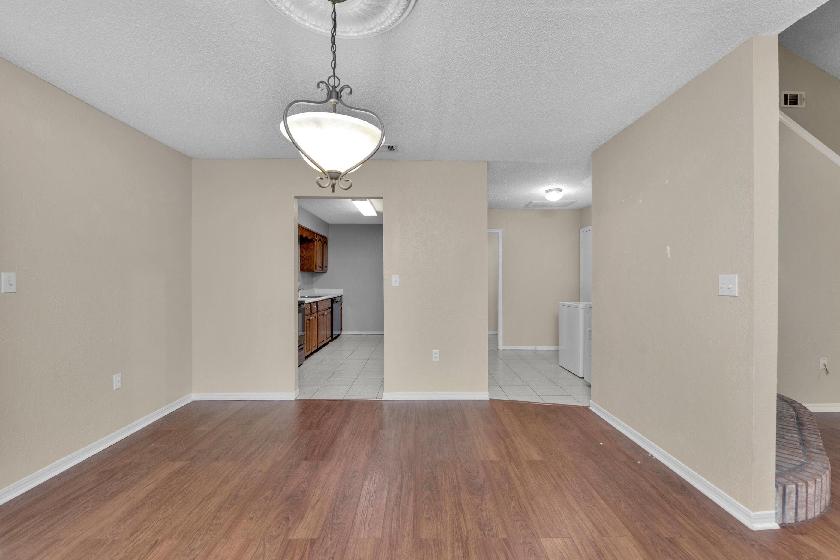 Valley Townhome - Residential